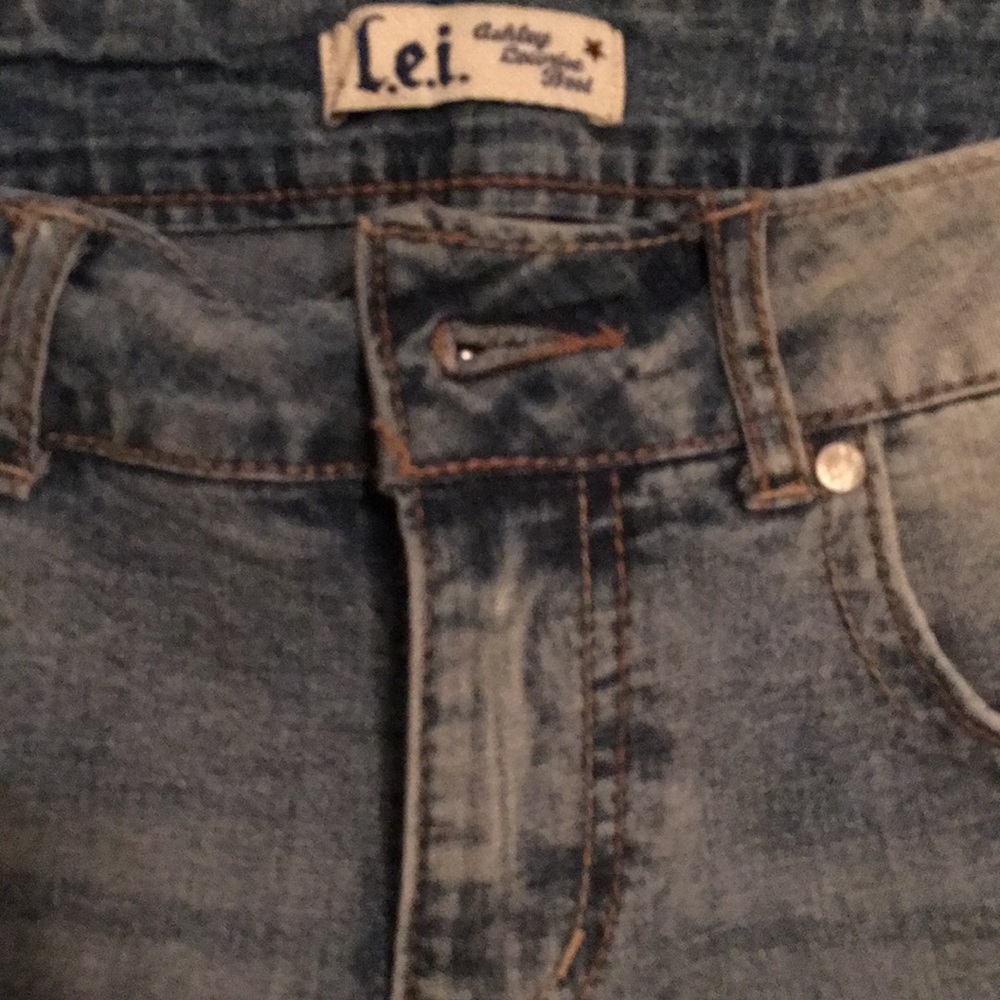 L.e.i. Jeans